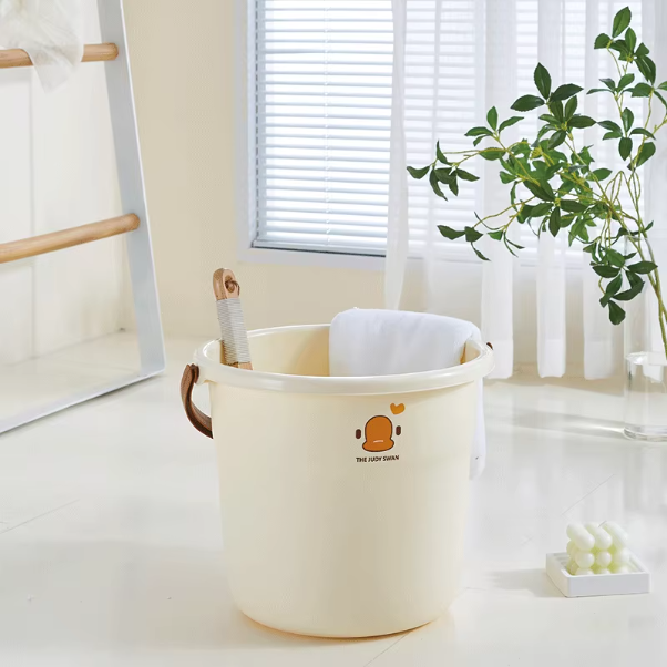 Home Use Bucket and Water Basin Set